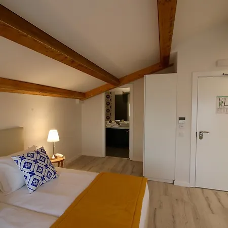 Otel Riverside Alfama 3*