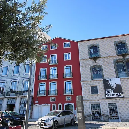 Riverside Alfama Otel