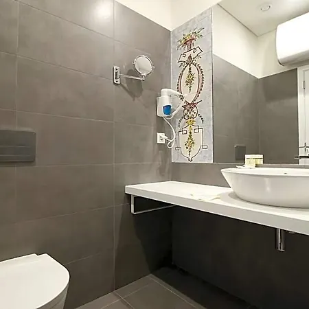 Hotel Riverside Alfama Lisbon