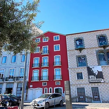 Riverside Alfama Hotel 3*