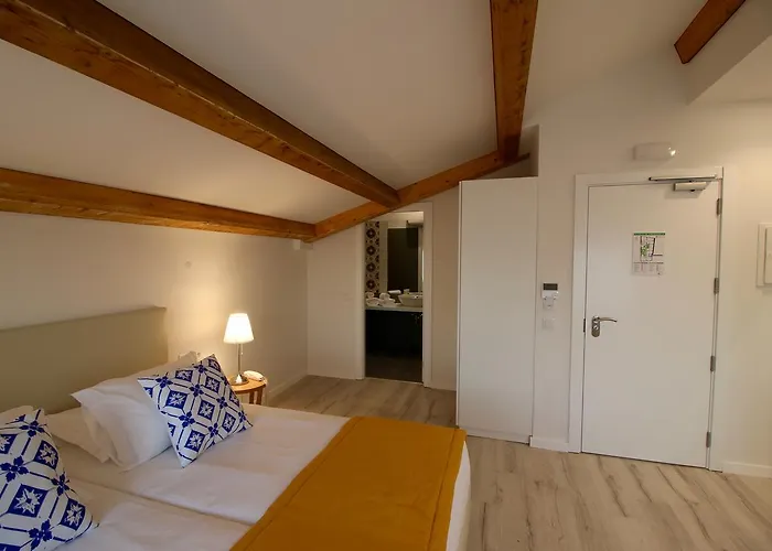 Hotel Riverside Alfama 3*