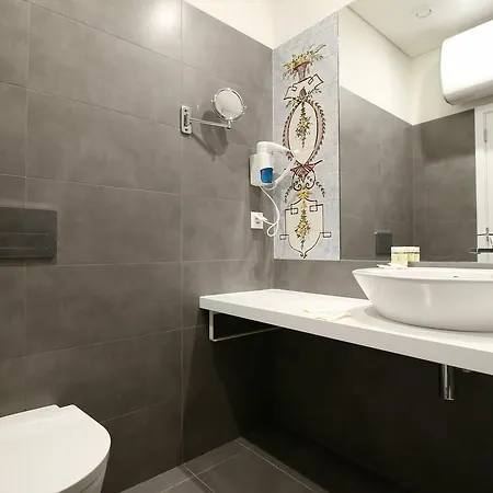 Hotel Riverside Alfama 3*